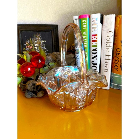 Vintage L.E. Smith Glass Quintec Pink Iridescent Luster Basket with Handle - Picture 3 of 6